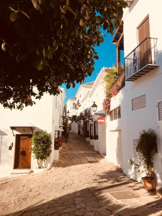 Lovely Studio In Marbella Close To Puente Romano Kültér fotó